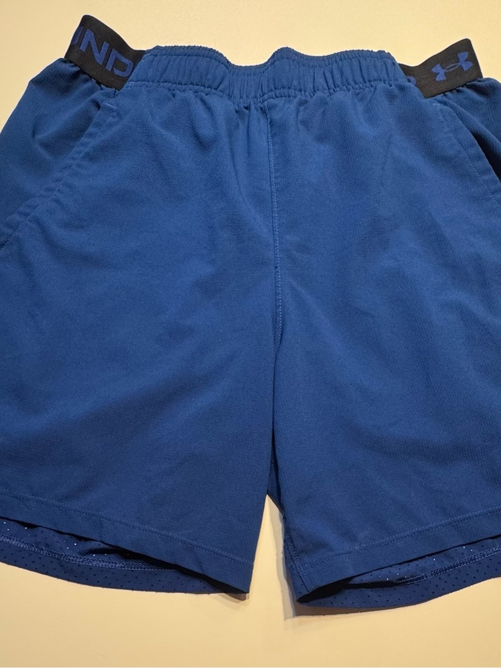 Under Armour Men’s Royal Blue Athletic Shorts with Black Waistband